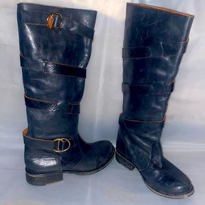 Steve Madden 100% Leather slip on boots     sz. 8.5